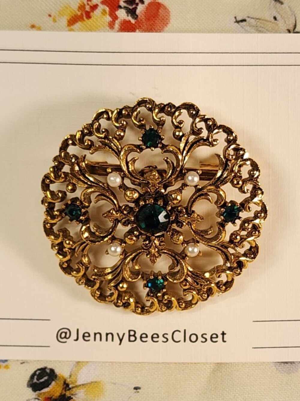VINTAGE 1970s Gold-Tone Medallion Brooch By Jonette Jewelry-Highly Collectible